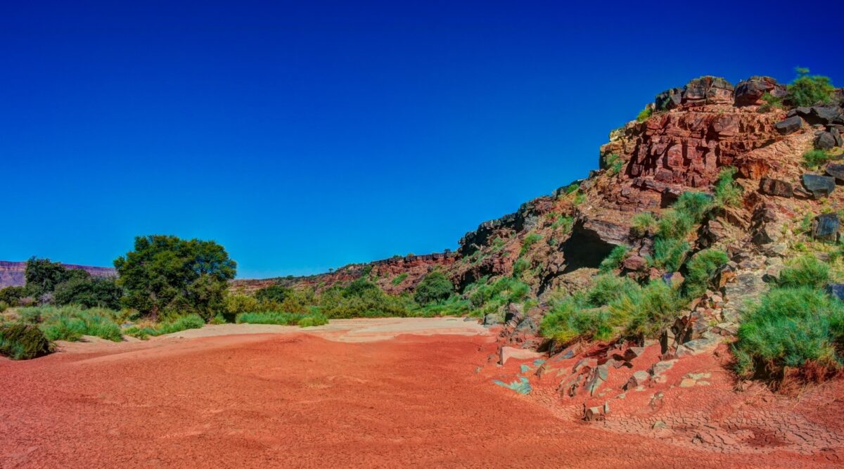 Retreat to the Desert Whisper pod