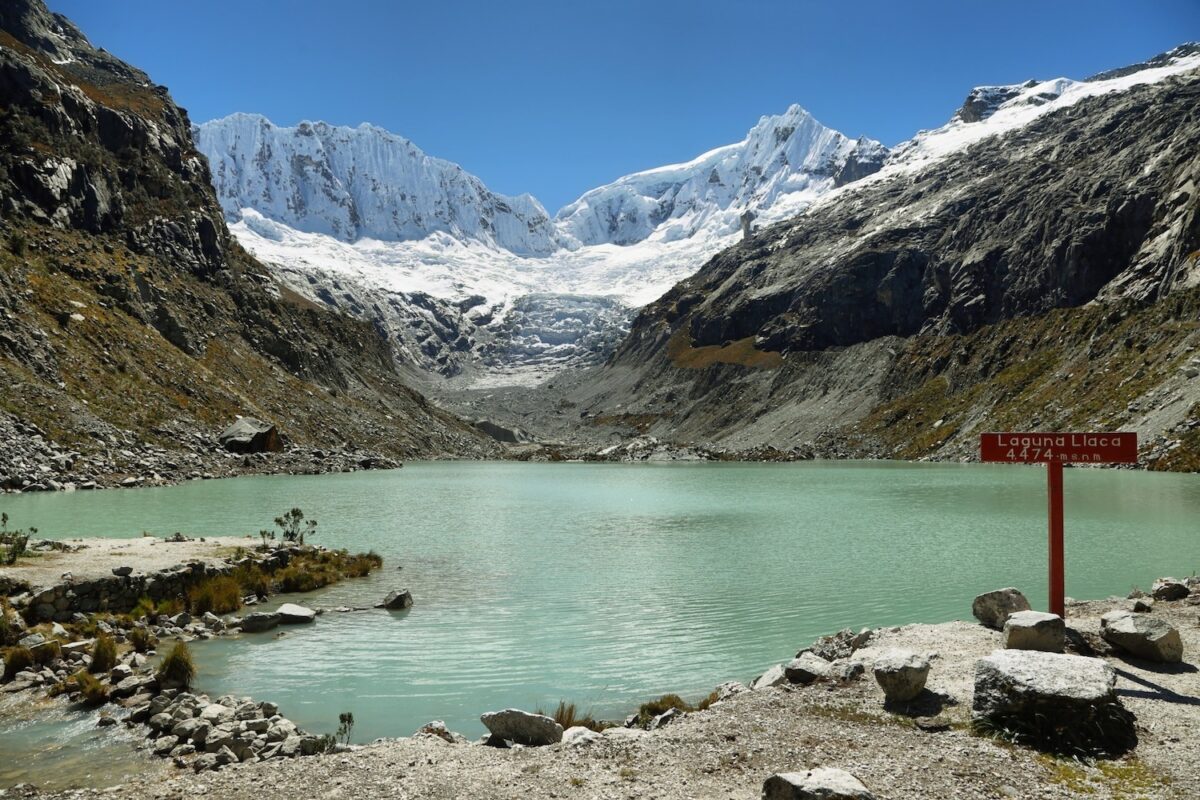 Laguna Llaca day hike
