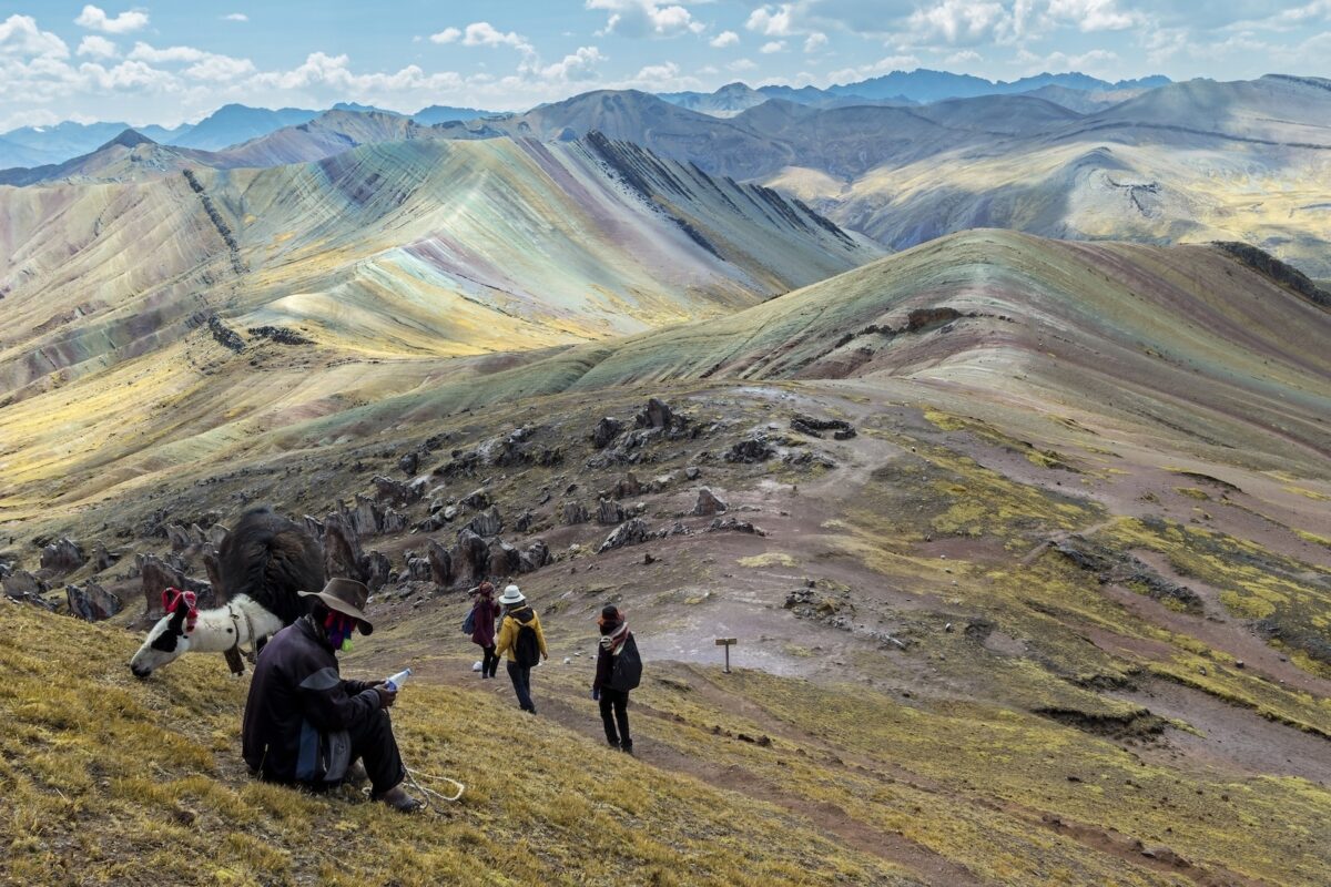 Palcoyo Rainbow Mountain day hike