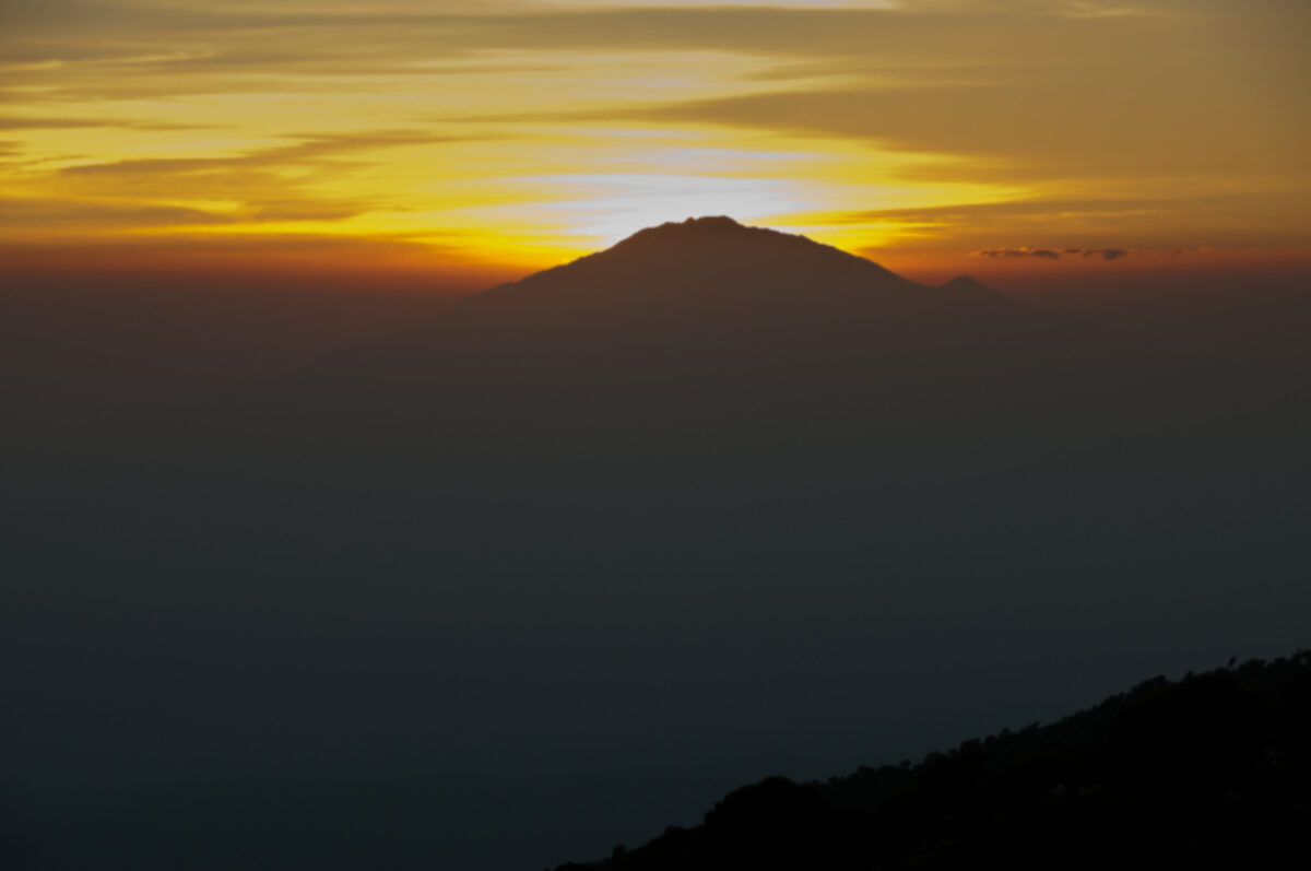 Shira 1 to Shira 2 Camp