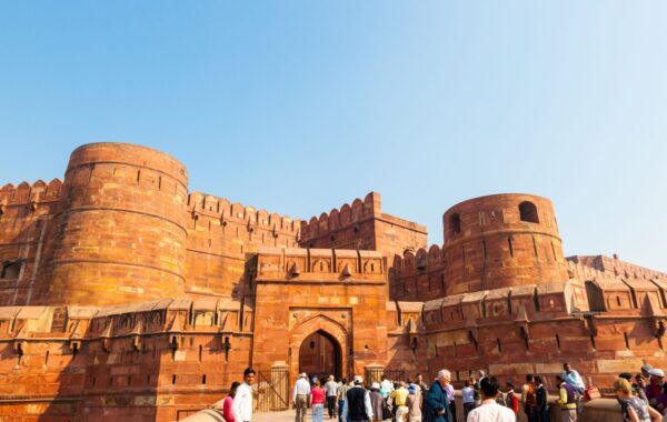 Visit India’s most impressive fort in Agra
