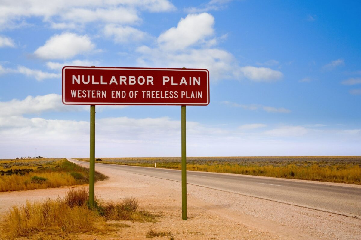 Aus Nullarbor Plain