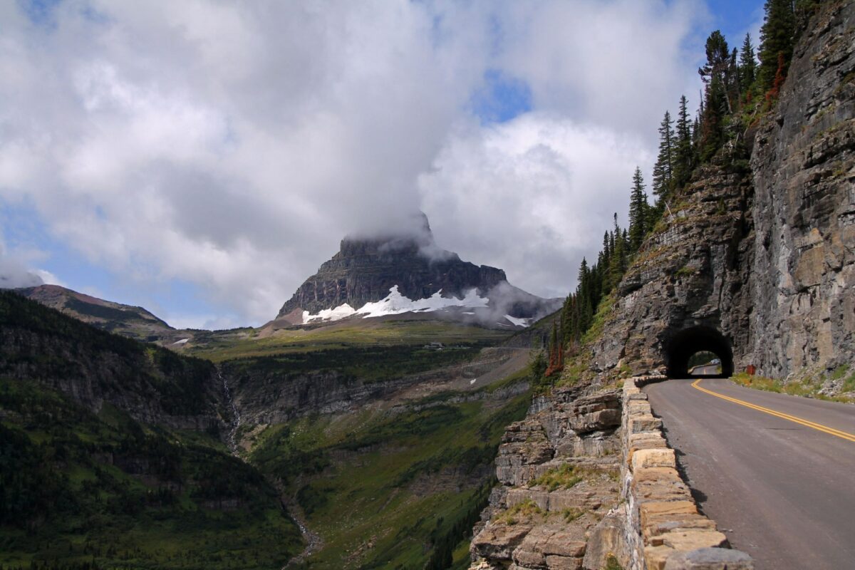 Going to the sun Road in Glacier National Park USA