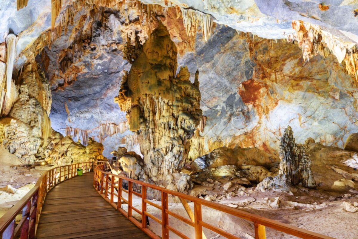Vietnam Phong Nha Caves2
