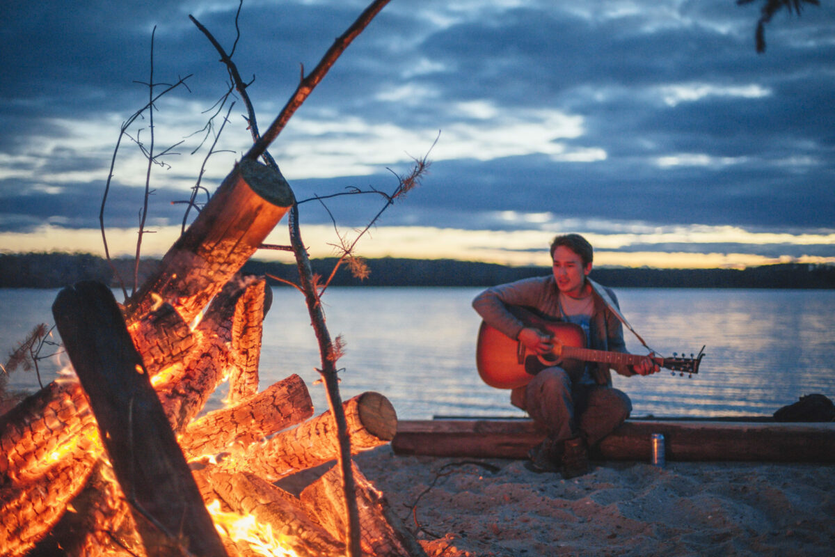 Canada-ontario-campfire