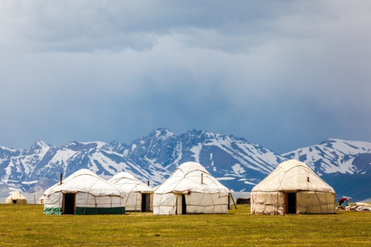 Song kul yurts kyrgyzstan