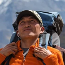 Daniiar Alymbekov