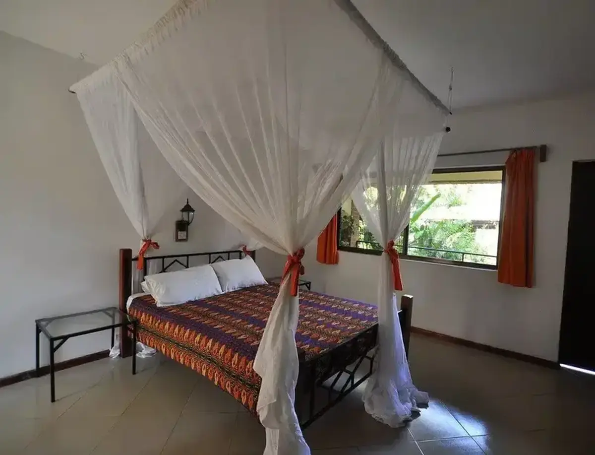 Outpost Lodge