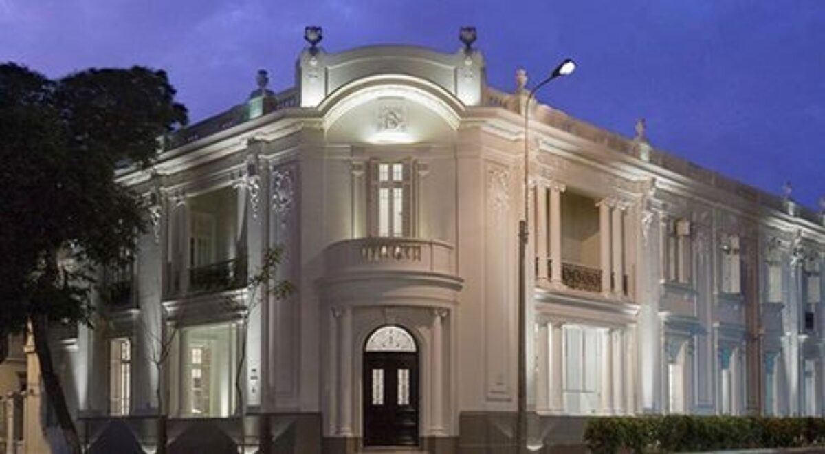 Hotel B
