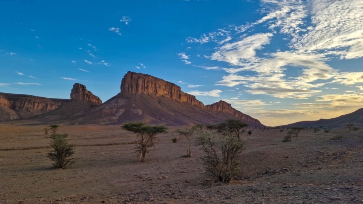 Following the Madouar mountain relief