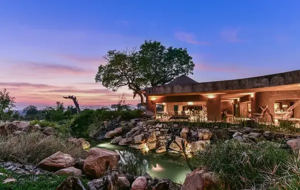 Sabi Sabi Earth Lodge