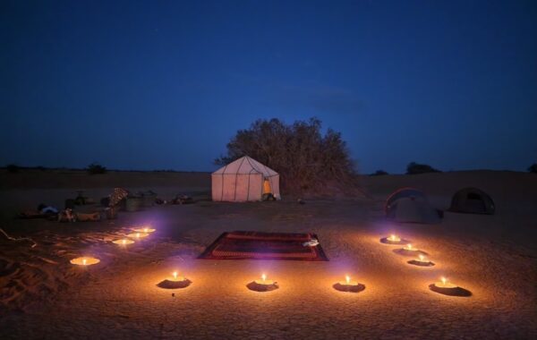 Mobile desert camps