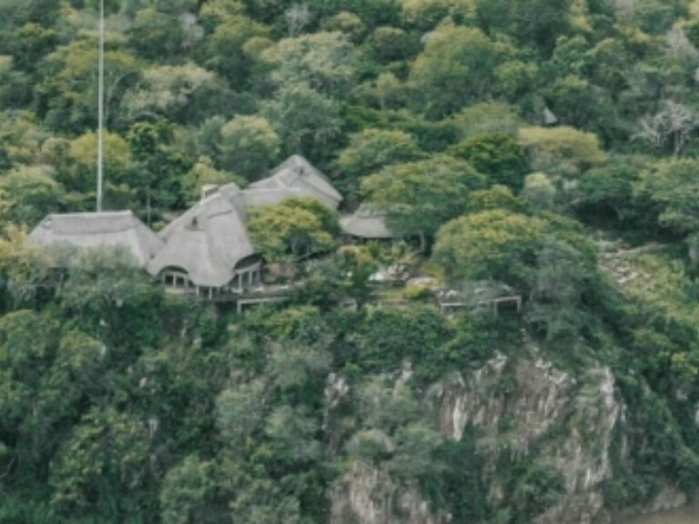 Chilo Gorge Safari Lodge
