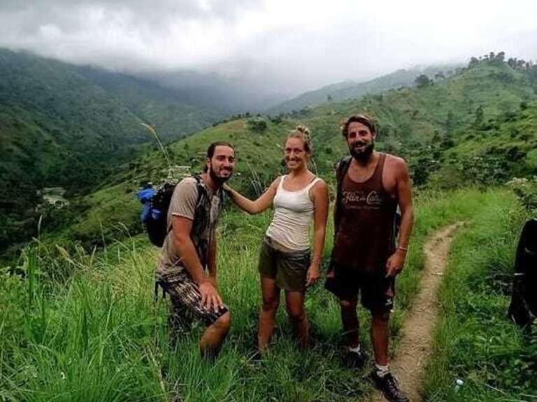 Trek Rwenzori Tours