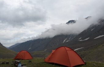 Bazarduzu Summit climb